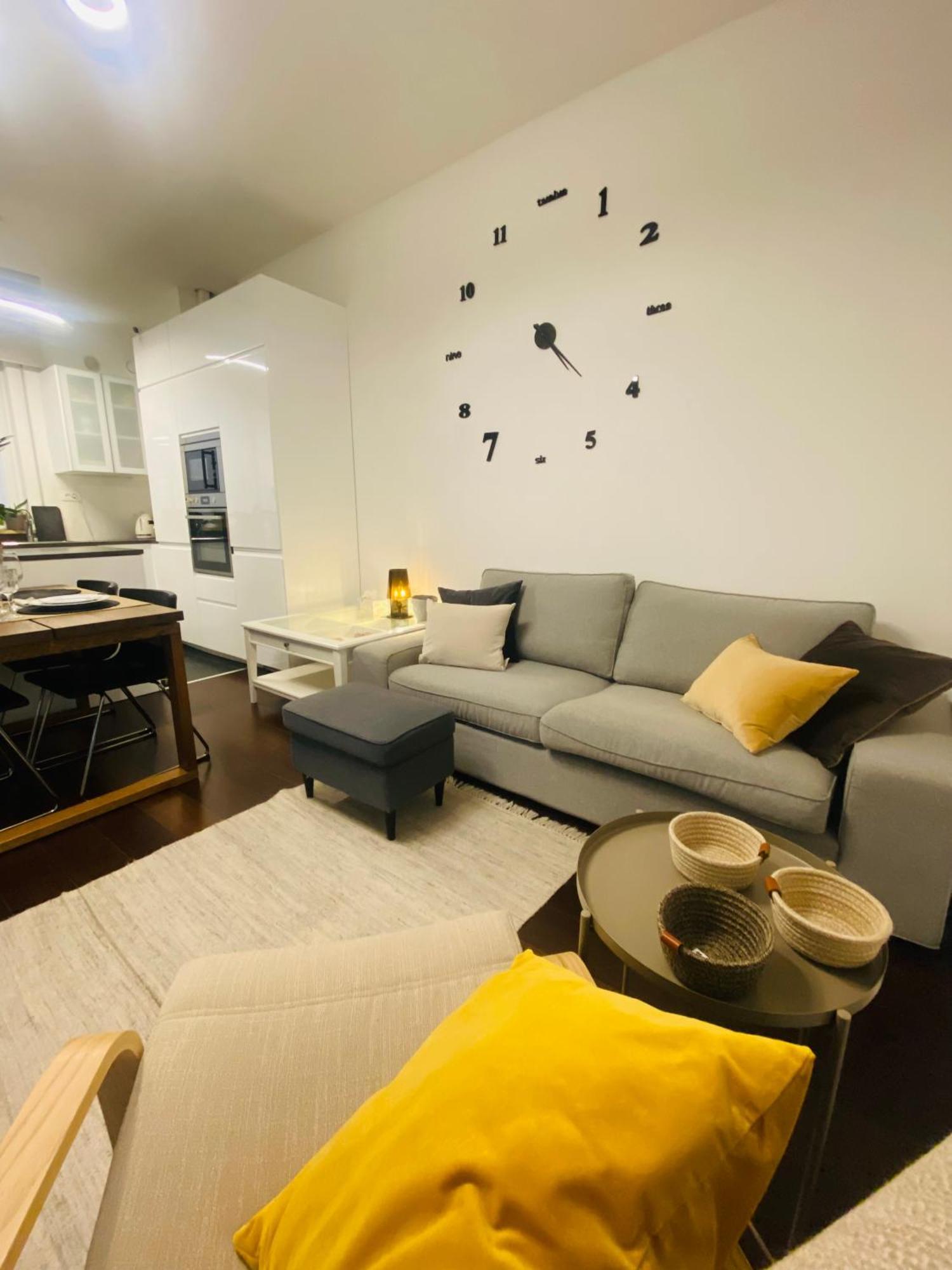 Central Apartment And Parking Верона Экстерьер фото